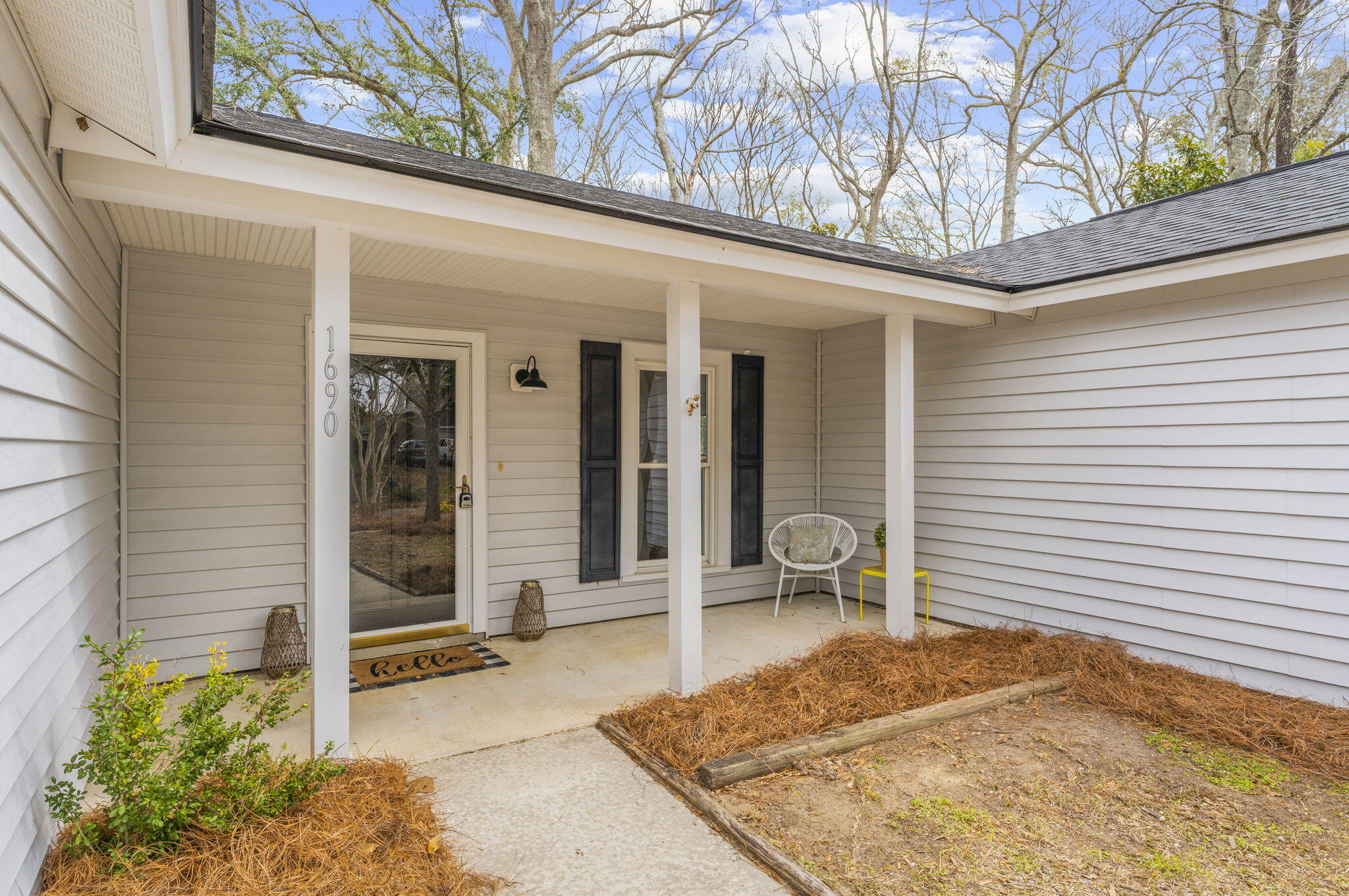 1690 Nantahala Boulevard Mount Pleasant SC 29464