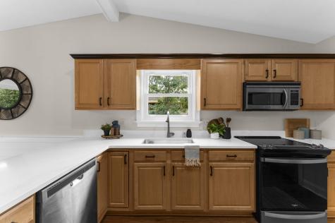 1690 Nantahala Boulevard Mount Pleasant SC 29464
