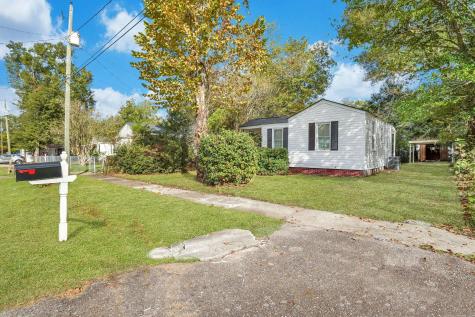 2665 Oregon Avenue North Charleston SC 29405
