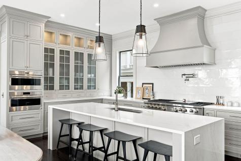 21 Lamboll Street Charleston SC 29401