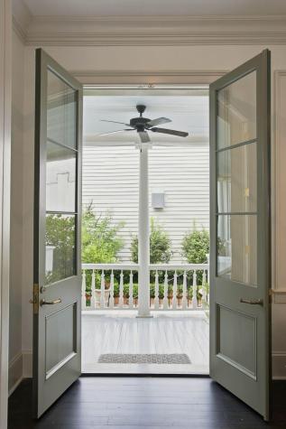 21 Lamboll Street Charleston SC 29401