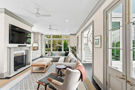 21 Lamboll Street Charleston SC 29401