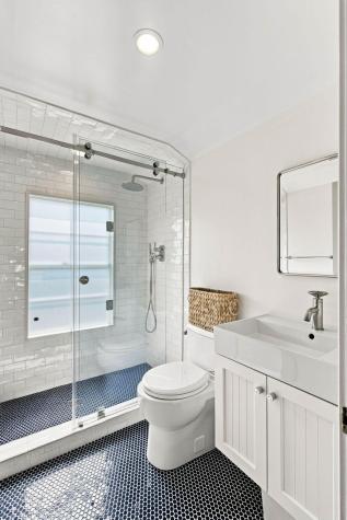 21 Lamboll Street Charleston SC 29401