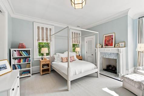 21 Lamboll Street Charleston SC 29401