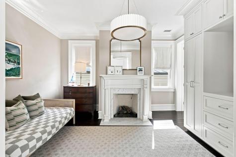 21 Lamboll Street Charleston SC 29401