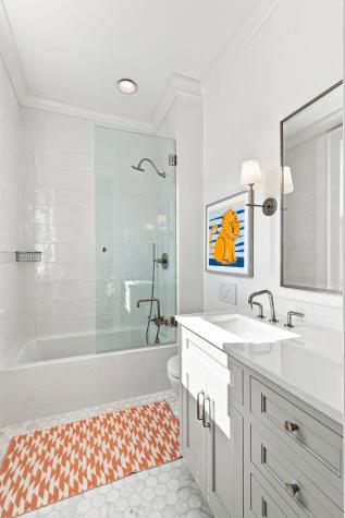 21 Lamboll Street Charleston SC 29401