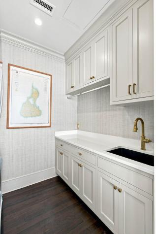 21 Lamboll Street Charleston SC 29401