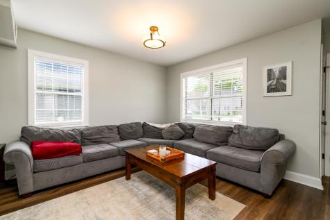 42 Woodleaf Court Charleston SC 29407