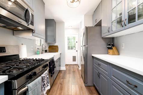42 Woodleaf Court Charleston SC 29407