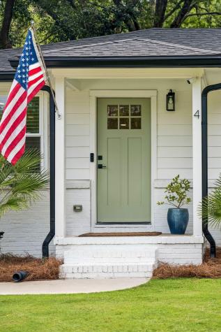 4 Ellen Avenue Mount Pleasant SC 29464