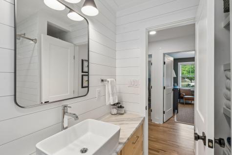 4 Ellen Avenue Mount Pleasant SC 29464