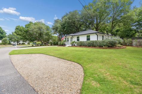 4 Ellen Avenue Mount Pleasant SC 29464