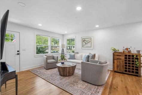 4 Ellen Avenue Mount Pleasant SC 29464
