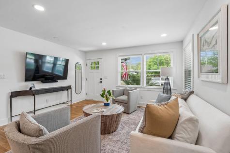 4 Ellen Avenue Mount Pleasant SC 29464