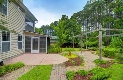 222 Cameron Street Summerville SC 29486