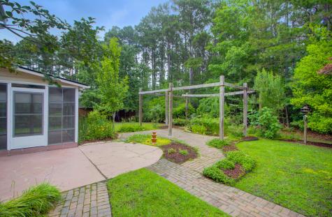 222 Cameron Street Summerville SC 29486