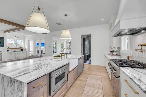 546 Center Street Mount Pleasant SC 29464