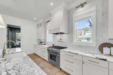 546 Center Street Mount Pleasant SC 29464
