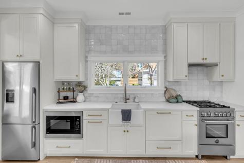 546 Center Street Mount Pleasant SC 29464