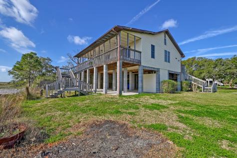 1538 Periwinkle Drive Mount Pleasant SC 29466