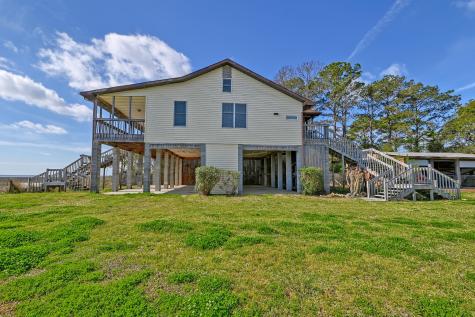 1538 Periwinkle Drive Mount Pleasant SC 29466