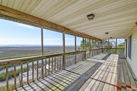 1538 Periwinkle Drive Mount Pleasant SC 29466
