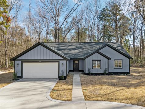 1011 Golf Course Parkway Moncks Corner SC 29461