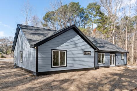1011 Golf Course Parkway Moncks Corner SC 29461