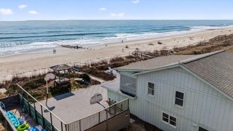 472 Myrtle Avenue Pawleys Island SC 29585