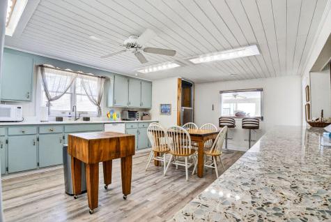 472 Myrtle Avenue Pawleys Island SC 29585