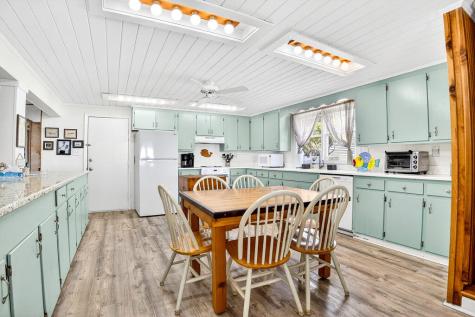 472 Myrtle Avenue Pawleys Island SC 29585