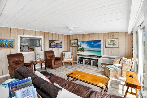 472 Myrtle Avenue Pawleys Island SC 29585