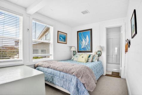 472 Myrtle Avenue Pawleys Island SC 29585