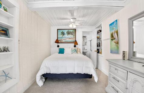 472 Myrtle Avenue Pawleys Island SC 29585