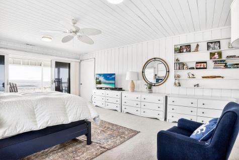 472 Myrtle Avenue Pawleys Island SC 29585