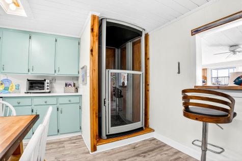 472 Myrtle Avenue Pawleys Island SC 29585