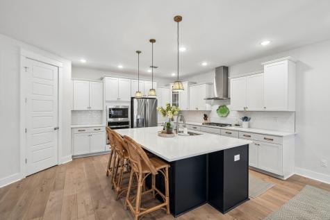 1566 N Lakeshore Drive Mount Pleasant SC 29466