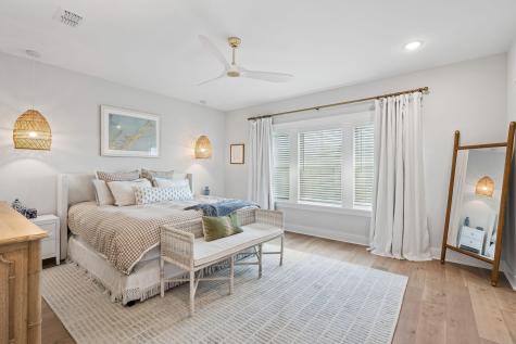 1566 N Lakeshore Drive Mount Pleasant SC 29466