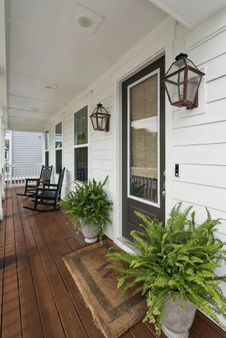 1566 N Lakeshore Drive Mount Pleasant SC 29466