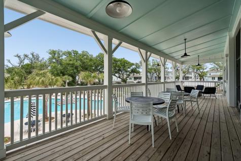 1566 N Lakeshore Drive Mount Pleasant SC 29466