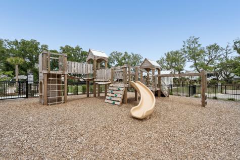 1566 N Lakeshore Drive Mount Pleasant SC 29466