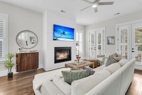 1442 Eutaw Battalion Drive Charleston SC 29412