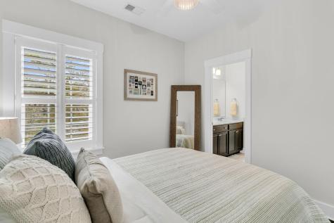 1442 Eutaw Battalion Drive Charleston SC 29412