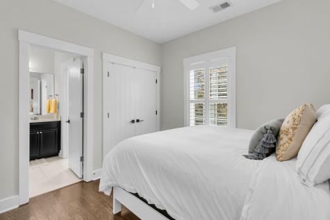 1442 Eutaw Battalion Drive Charleston SC 29412