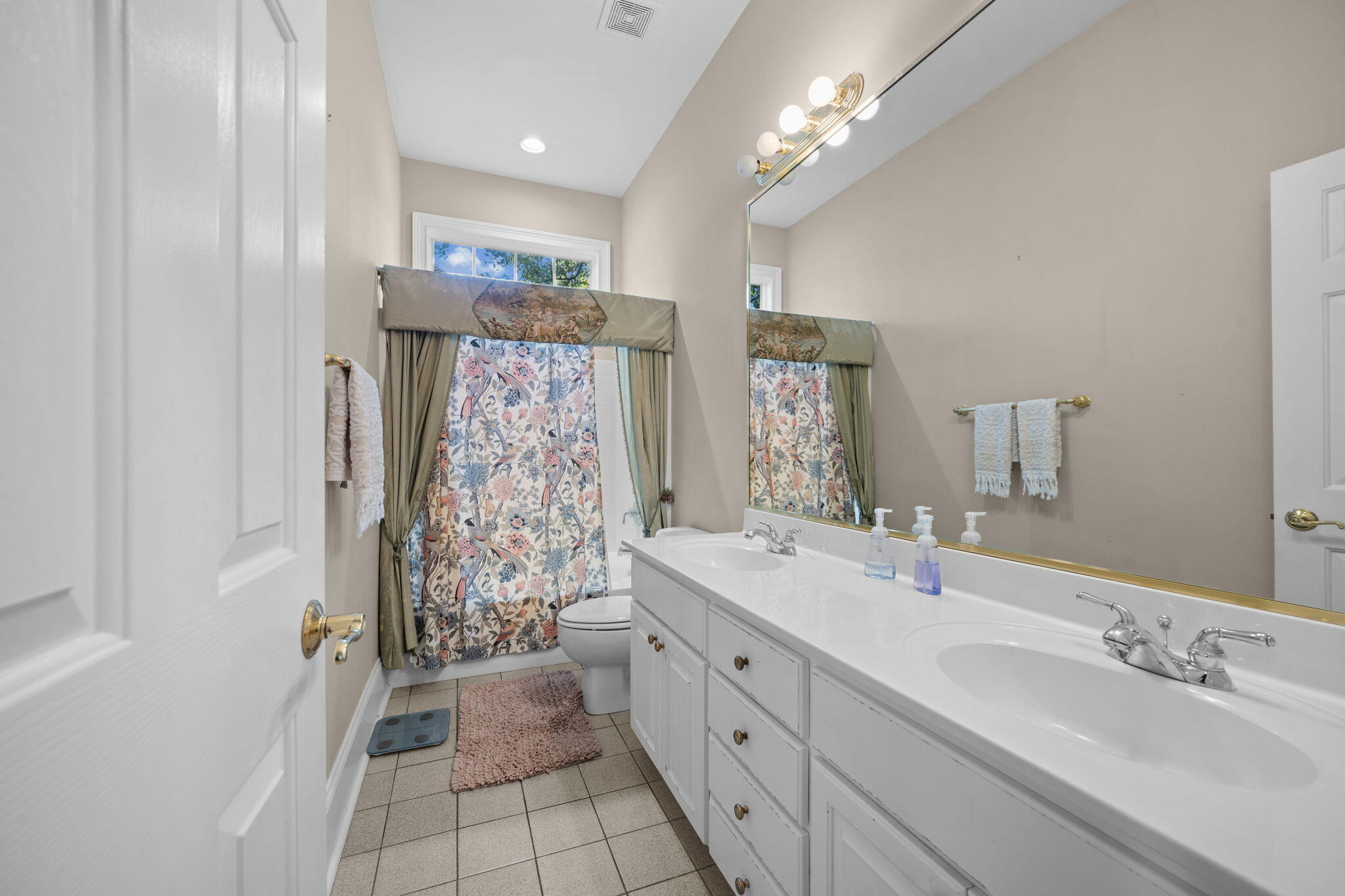 4412 Wild Thicket Lane North Charleston SC 29420