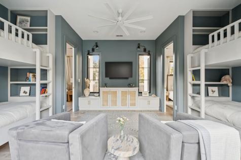 1027 Lakeview Drive Mount Pleasant SC 29464