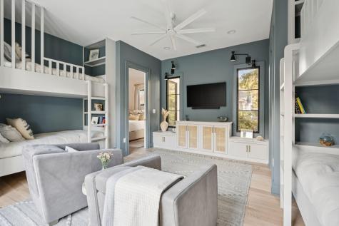 1027 Lakeview Drive Mount Pleasant SC 29464