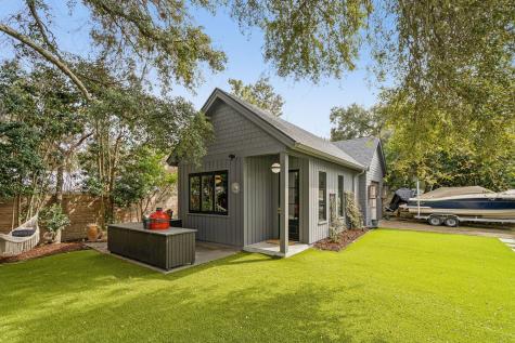 1027 Lakeview Drive Mount Pleasant SC 29464