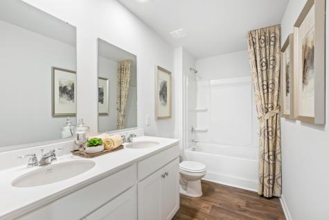 1013 Laurel Oaks Drive Summerville SC 29483