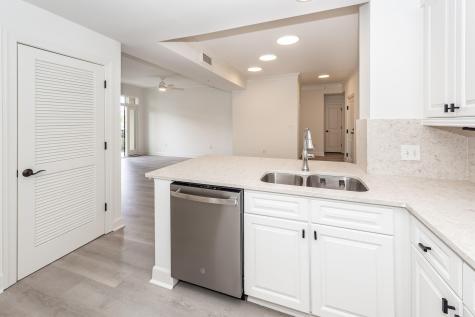 33 Calhoun Street Charleston SC 29401